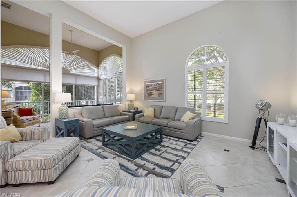 1505 Clermont DR B202-8