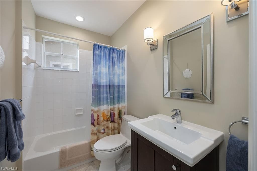 1505 Clermont DR B202-21