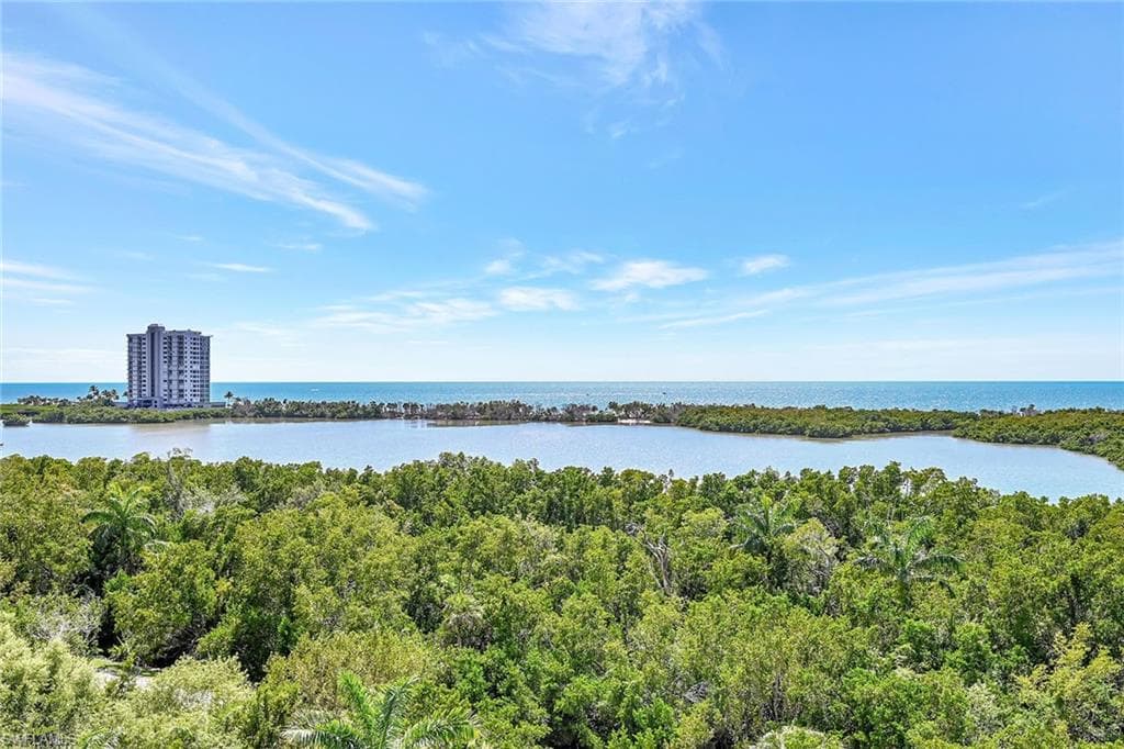 5550 Heron Point DR 703-23