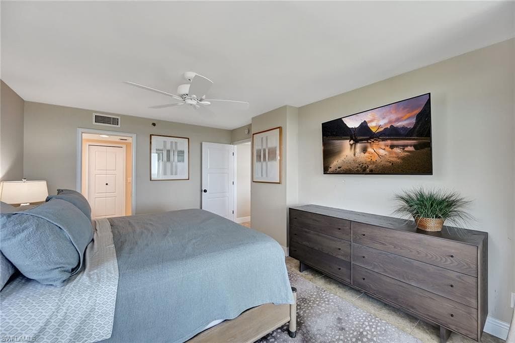 5550 Heron Point DR 703-16