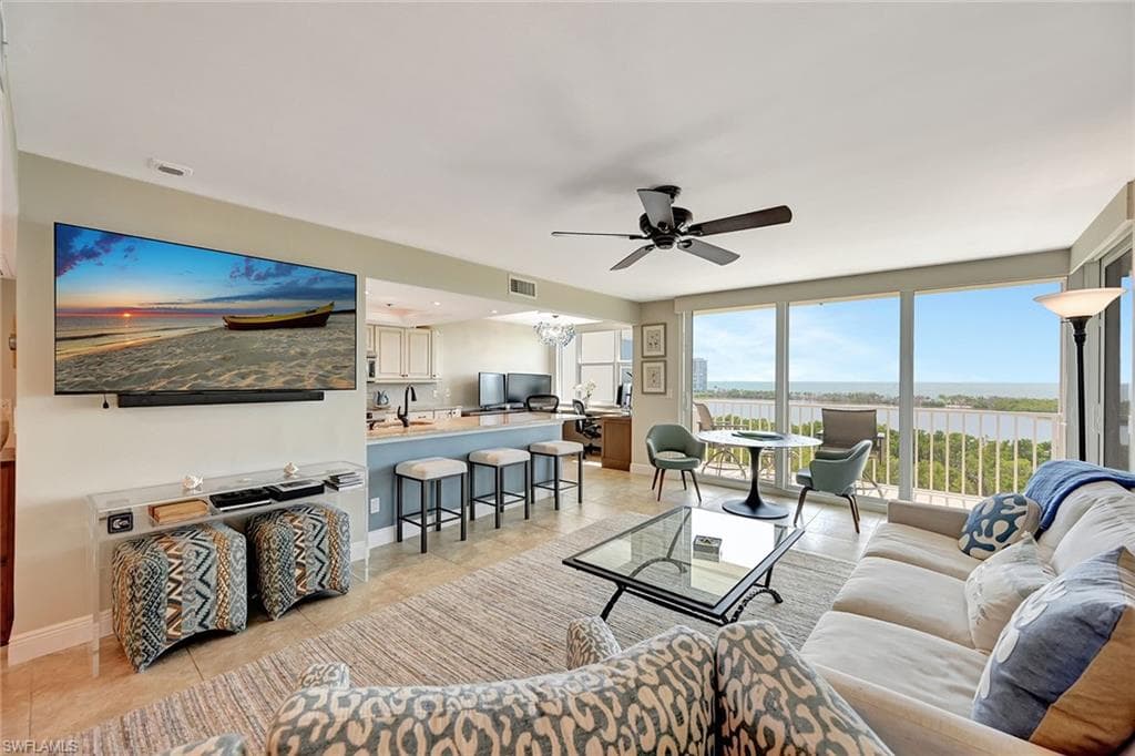 5550 Heron Point DR 703-3