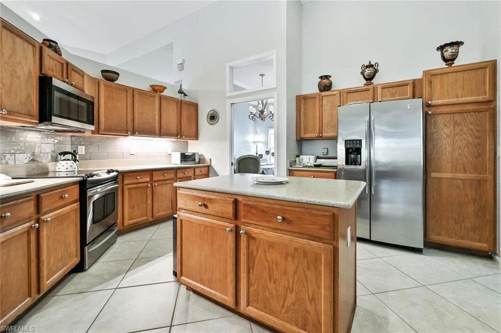 6545 Chestnut CIR-13