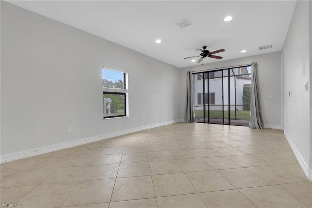 7738 Bristol CIR-10