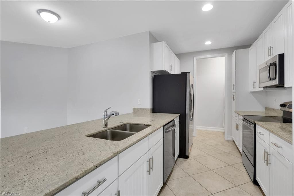 7738 Bristol CIR-4