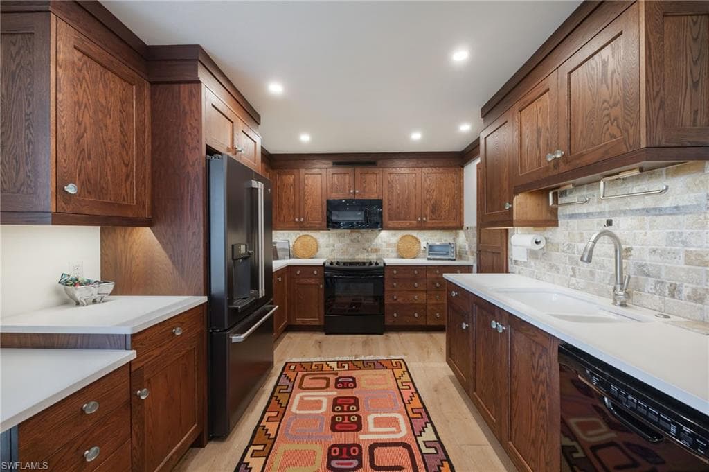 106 Wilderness DR 134-5