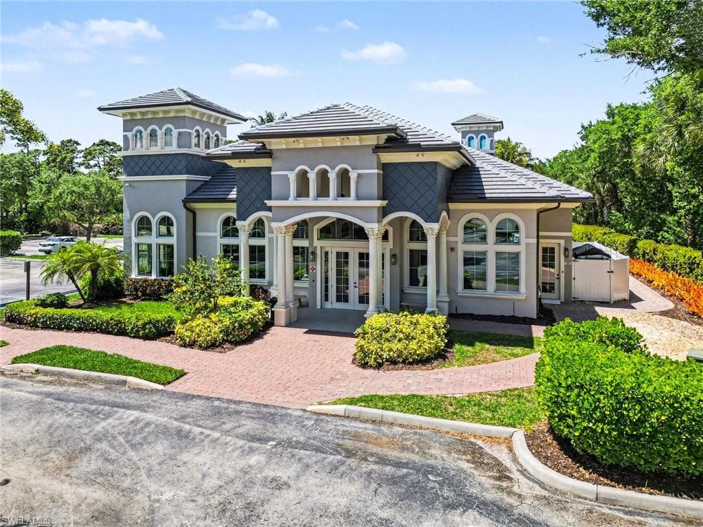 21584 Baccarat LN 103-27