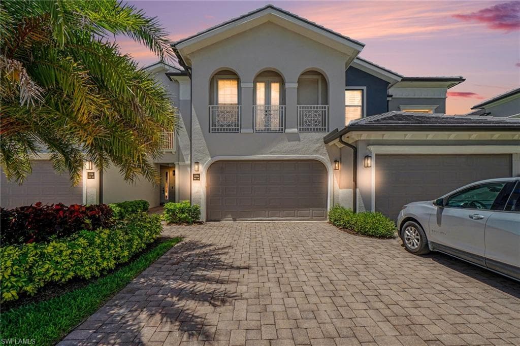 21584 Baccarat LN 103-2