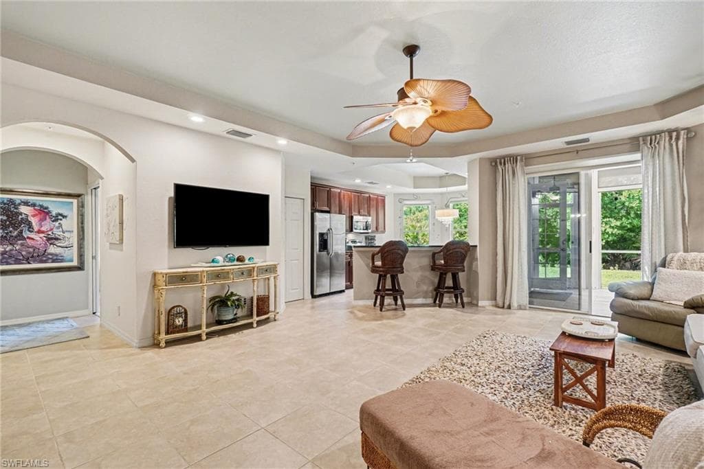 21584 Baccarat LN 103-1