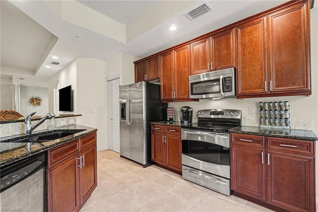21584 Baccarat LN 103-9