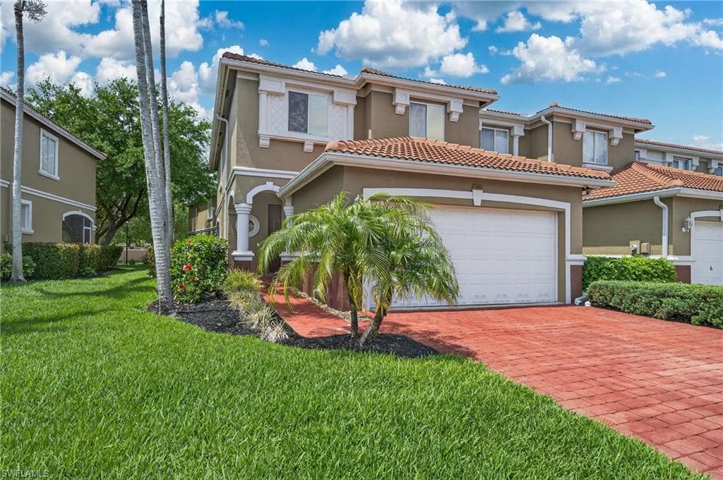 17560 Brickstone LOOP-26