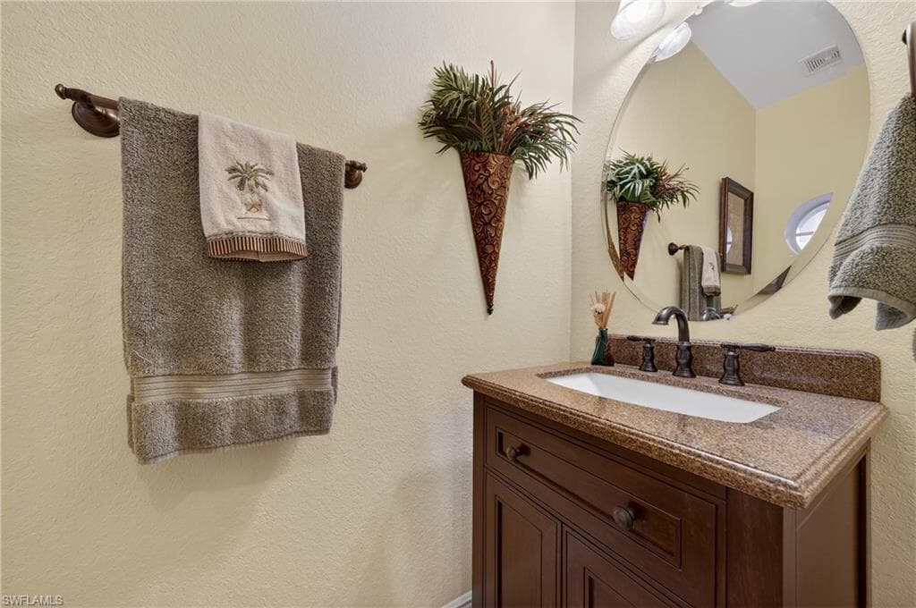 17560 Brickstone LOOP-22
