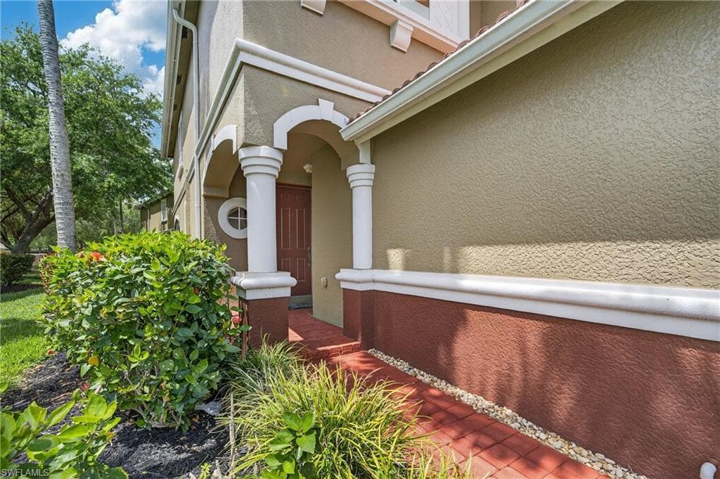 17560 Brickstone LOOP-28