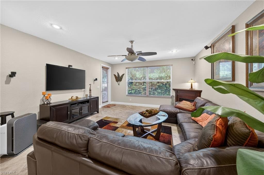 17560 Brickstone LOOP-4