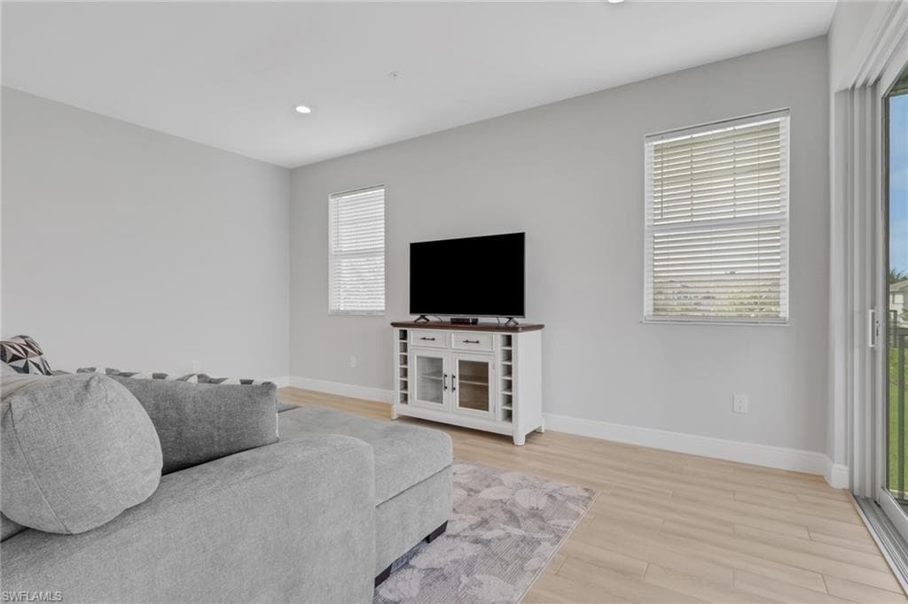 2633 Seychelles CIR 2305-11