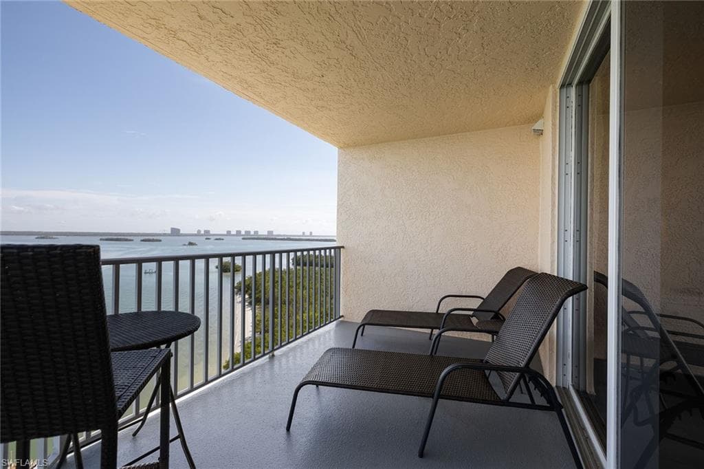 8771 Estero BLVD 903-32