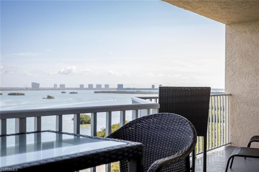 8771 Estero BLVD 903-24