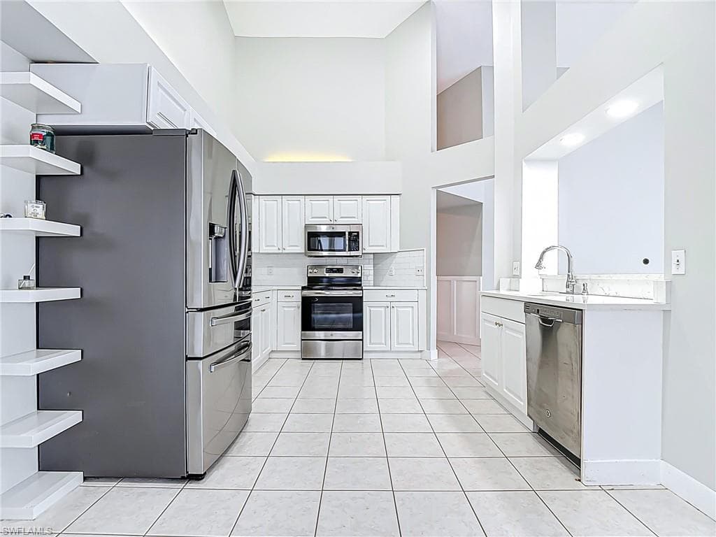 351 PINDO PALM DR-7