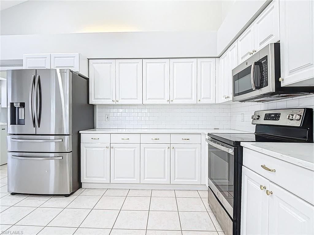 351 PINDO PALM DR-10