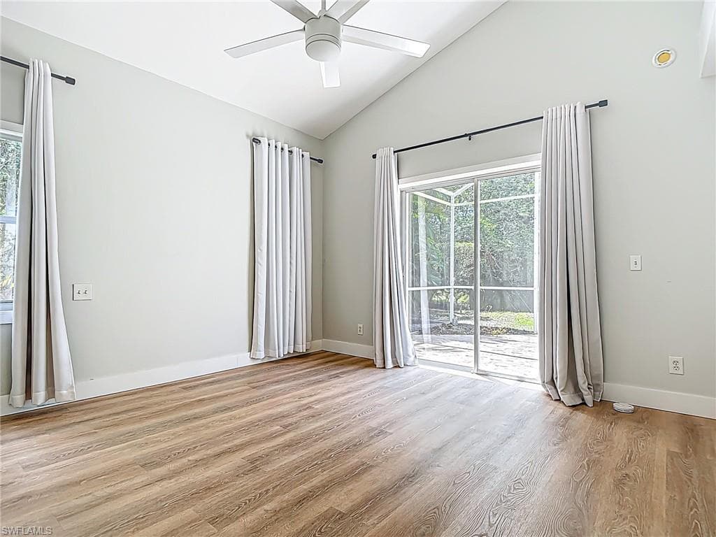 351 PINDO PALM DR-15