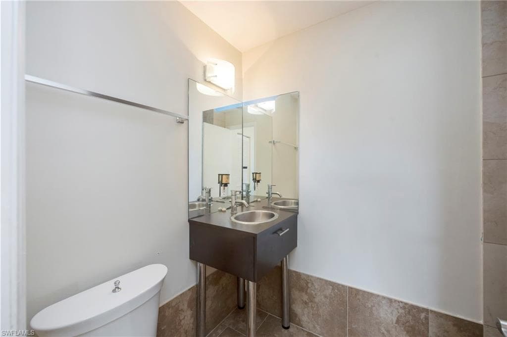 400 Misty Pines CIR 205-14