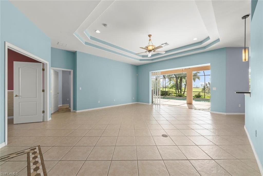 2165 Berkley WAY-12