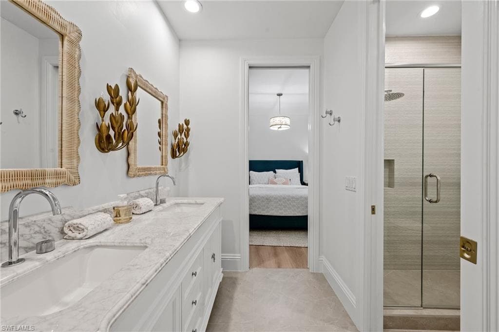 9833 Clear Lake CIR-30