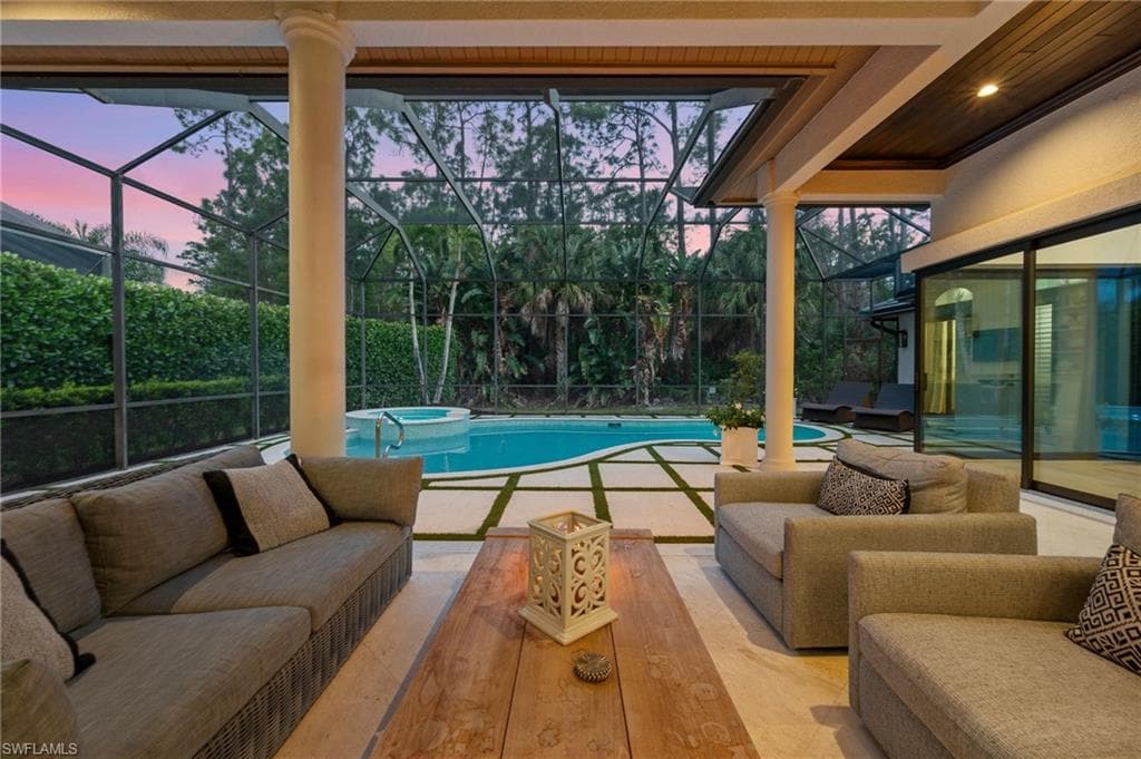 9833 Clear Lake CIR-35