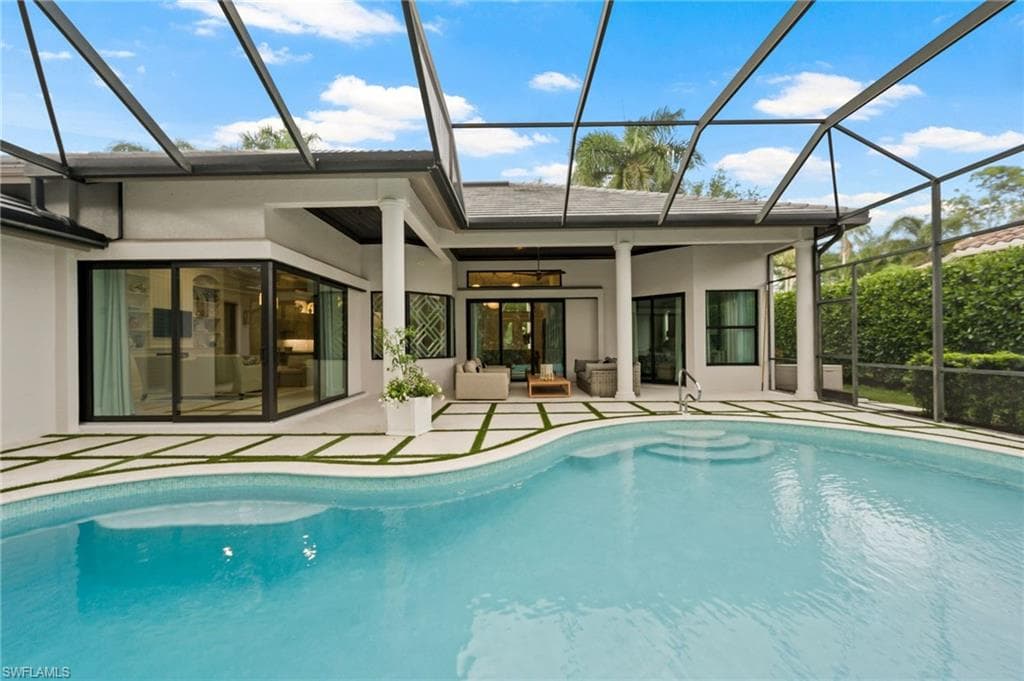 9833 Clear Lake CIR-25