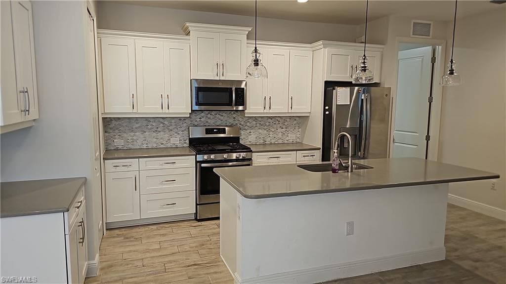 2305 Ariane DR-24