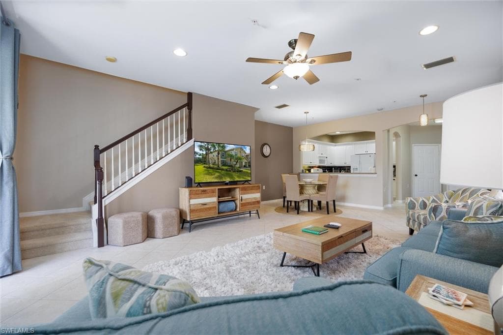 3240 Cottonwood BEND 201-6