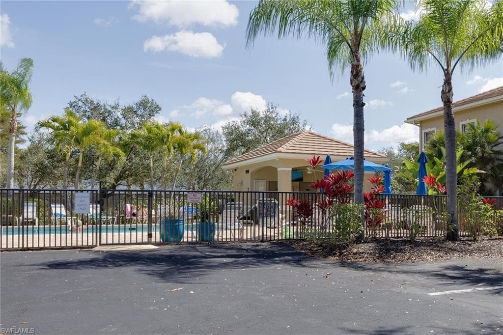 3240 Cottonwood BEND 201-37
