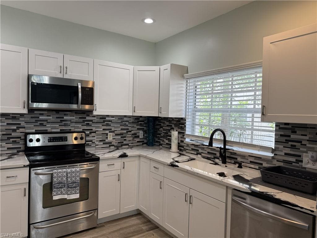3304 Lisa LN 102-17