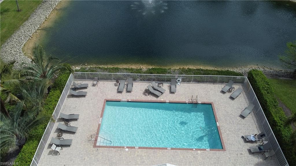 3304 Lisa LN 102-38