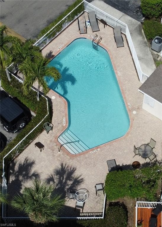 3304 Lisa LN 102-40