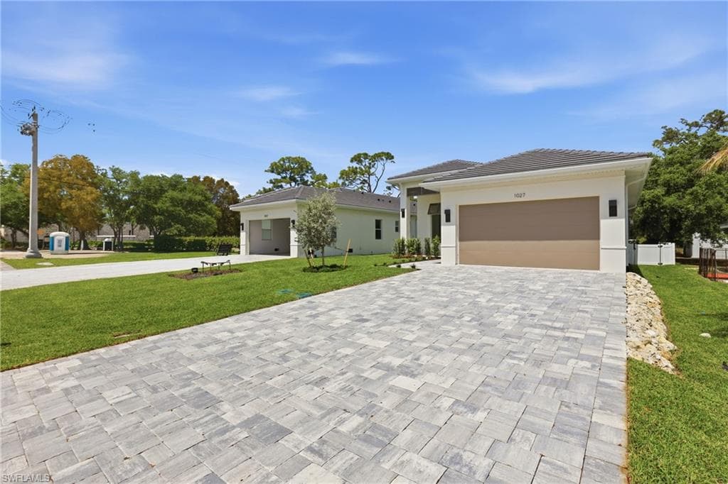 1027 Frank Whiteman BLVD-2