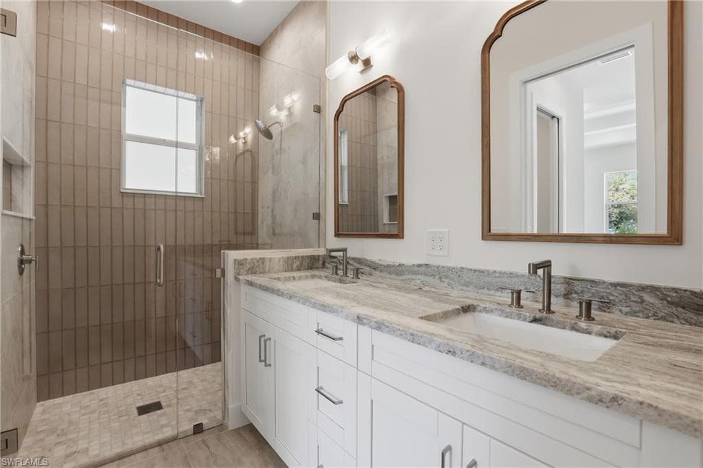 1027 Frank Whiteman BLVD-17