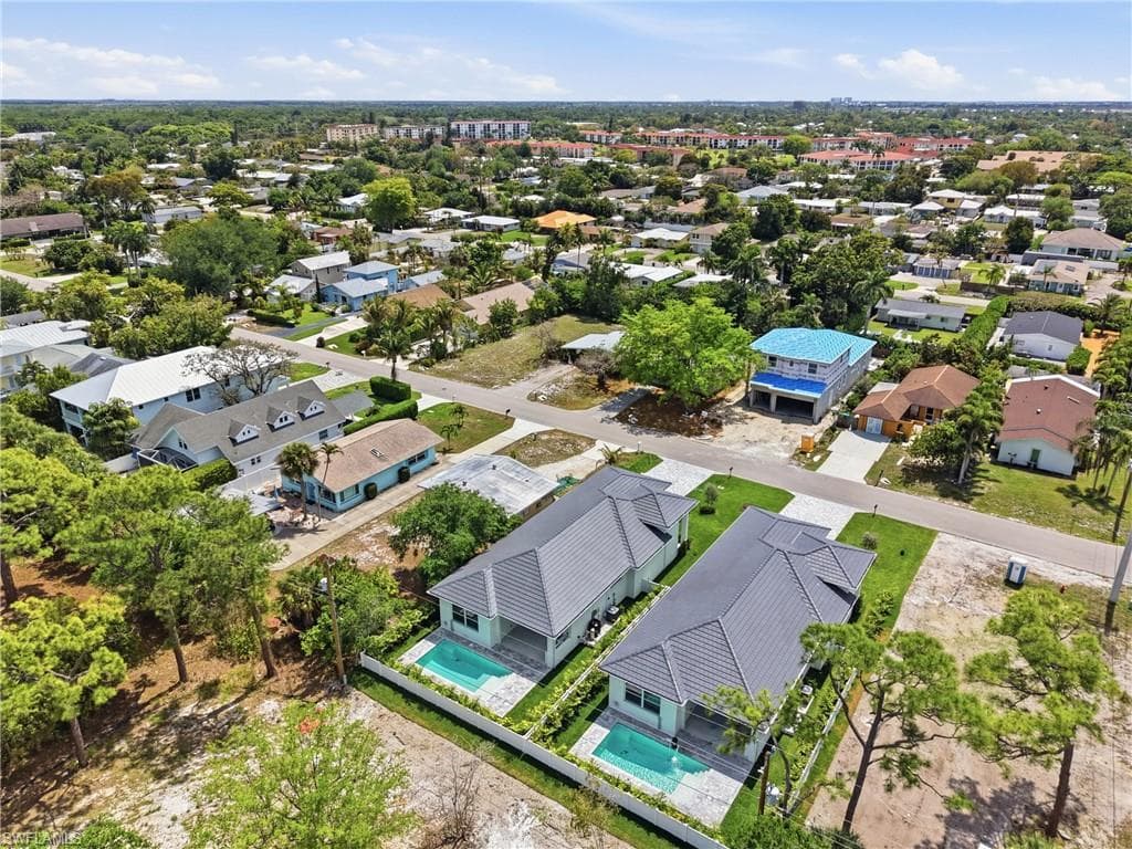 1027 Frank Whiteman BLVD-26