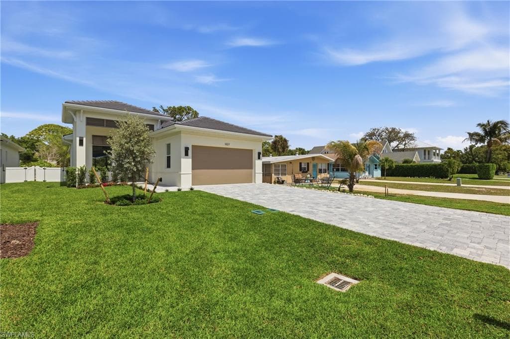 1027 Frank Whiteman BLVD-3