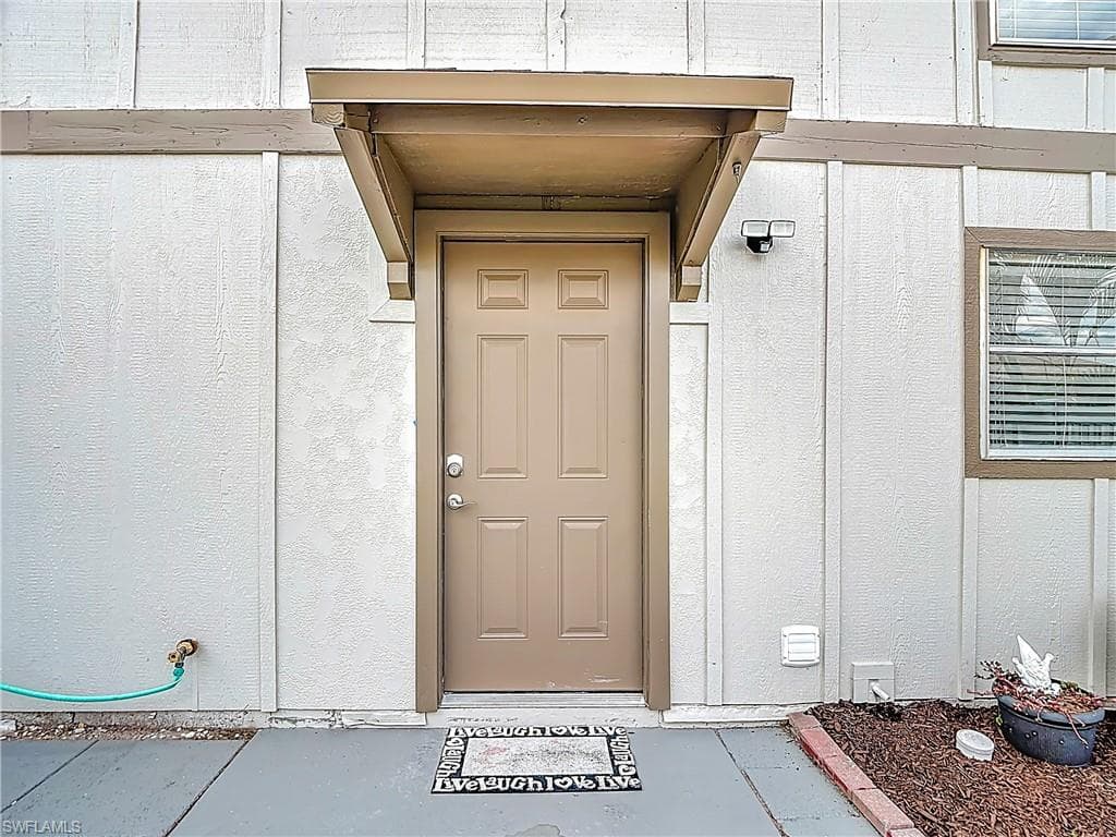 4293 Island CIR 4-2