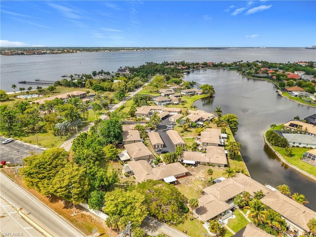 4293 Island CIR 4-46