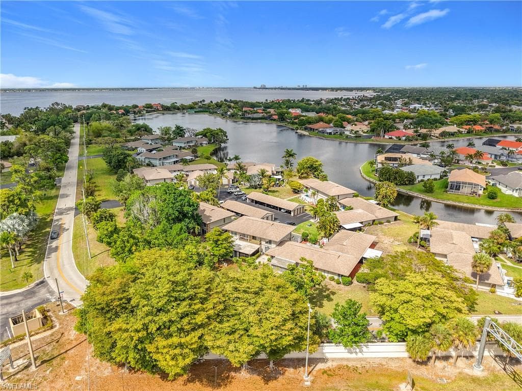4293 Island CIR 4-43