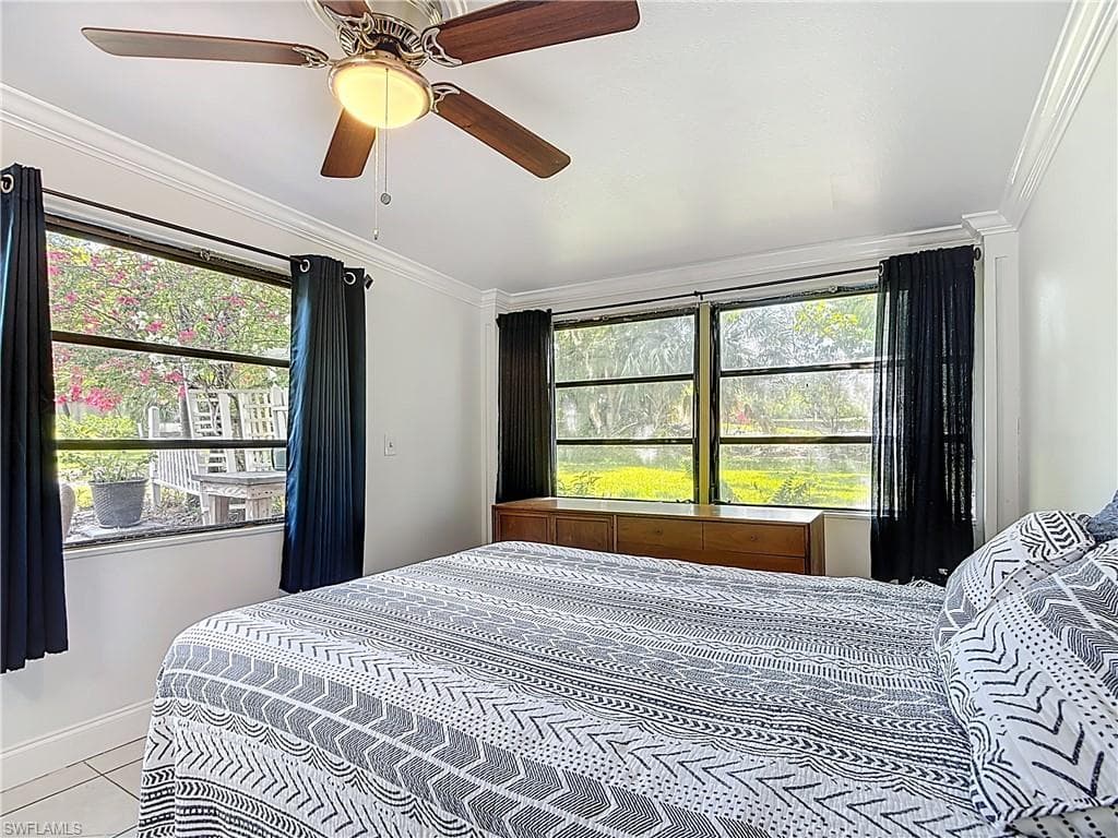 4293 Island CIR 4-20