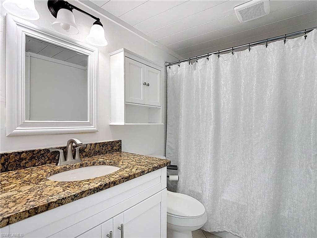 4293 Island CIR 4-30