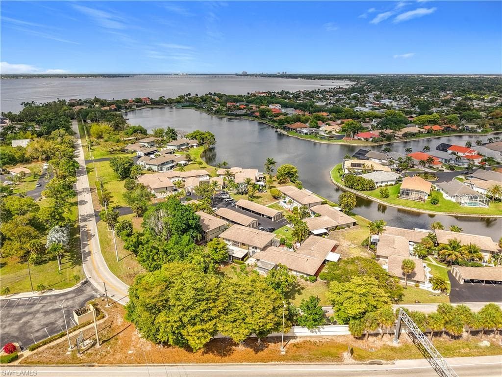 4293 Island CIR 4-45