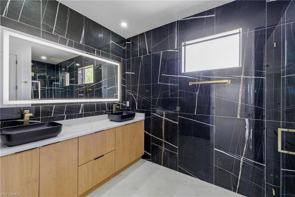 2809 7th ST SW-24