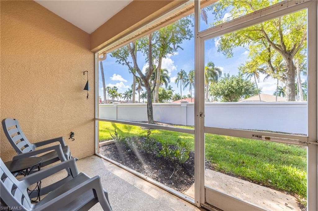 7900 Lake Sawgrass LOOP 4612-26