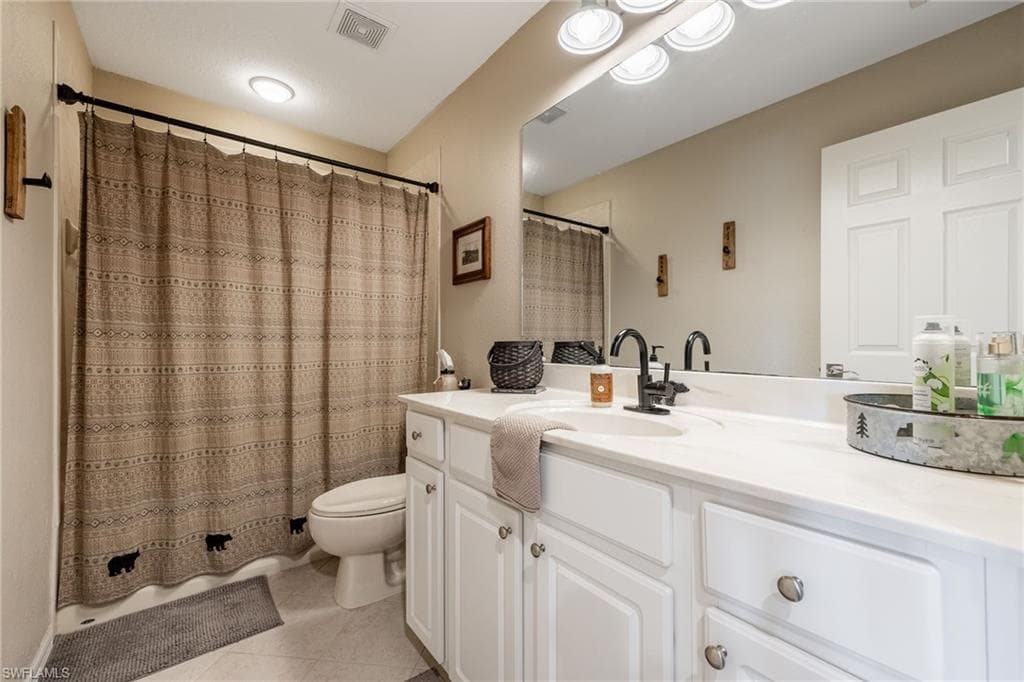 7900 Lake Sawgrass LOOP 4612-24