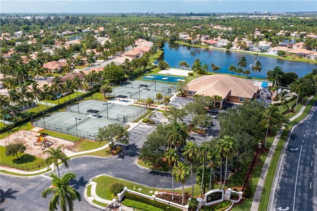 7900 Lake Sawgrass LOOP 4612-38