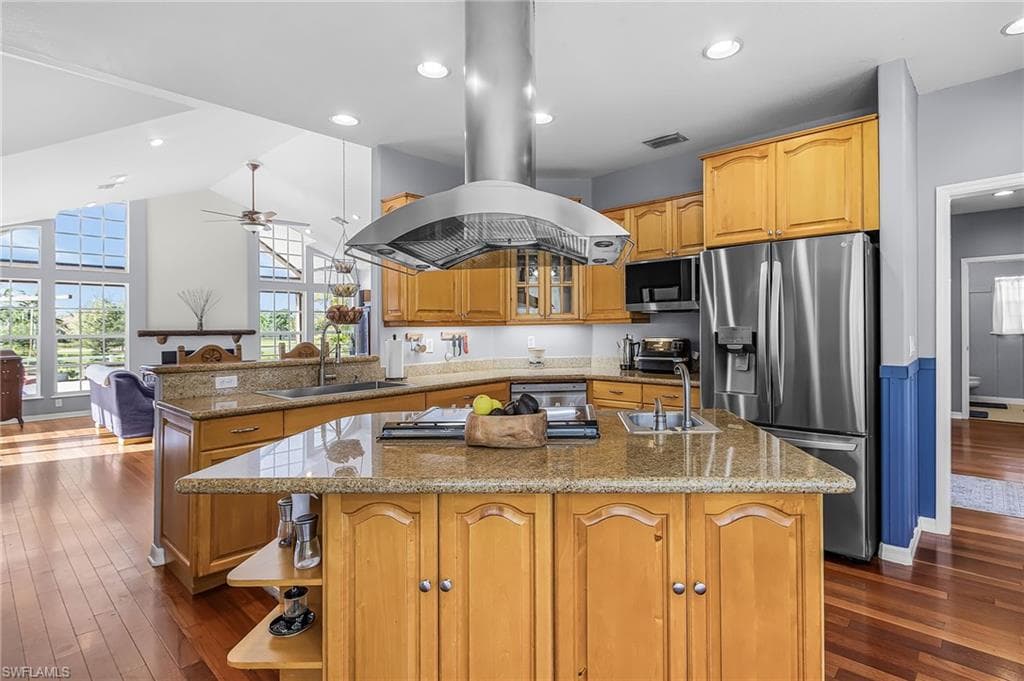 8930 Penzance BLVD-13