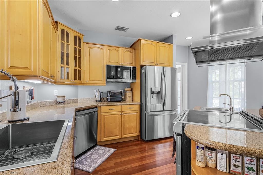 8930 Penzance BLVD-14